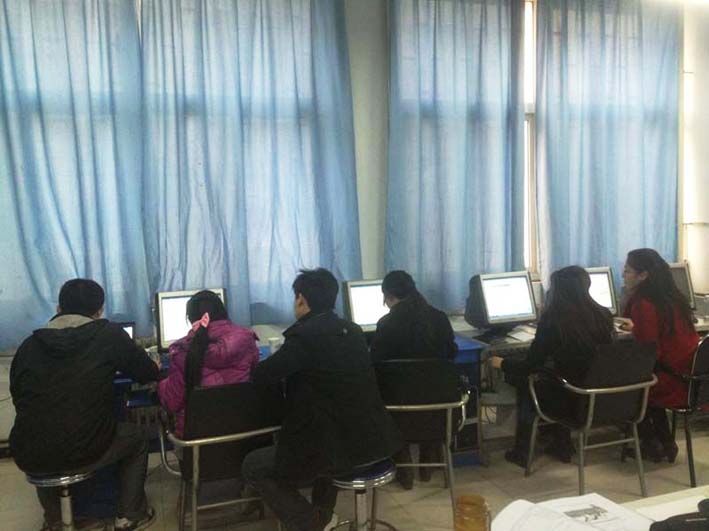 2013年河南工程学院培训.JPG